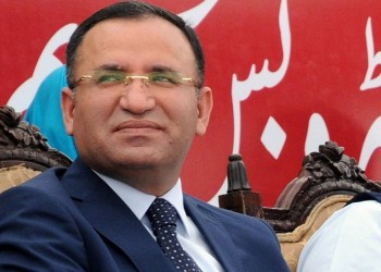 Μποζντάγ: Δεν τίθεται θέμα ανταλλαγής των δύο Ελλήνων στρατιωτικών