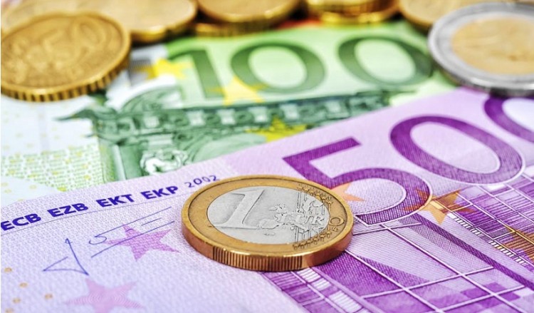 ΑΑΔΕ: Οδηγίες για υπολογισμό των δόσεων φόρου όσων δικαιούνται μείωση της προκαταβολής 5