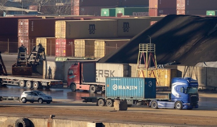 Μεταφέρονται σε στρατιωτικές αποθήκες στις Σέρρες τα εκρηκτικά του «Andromeda»