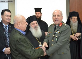 Τιμή σε δύο πολεμιστές του Ιερού Λόχου