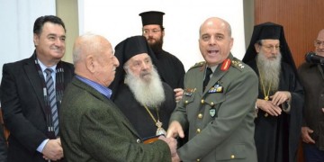 Τιμή σε δύο πολεμιστές του Ιερού Λόχου