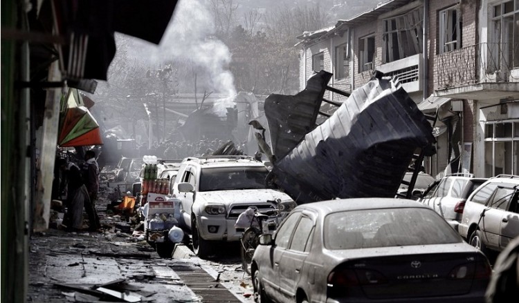 Το ΥΠΕΞ καταδικάζει την πολύνεκρη επίθεση στην Καμπούλ