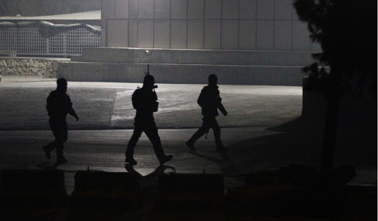 Επίθεση ενόπλων σε ξενοδοχείο στην Καμπούλ – Αναφορές για νεκρούς