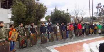 Γρεβενά: Αναβιώνει το έθιμο του «Κυριαλέησον» τα Θεοφάνια