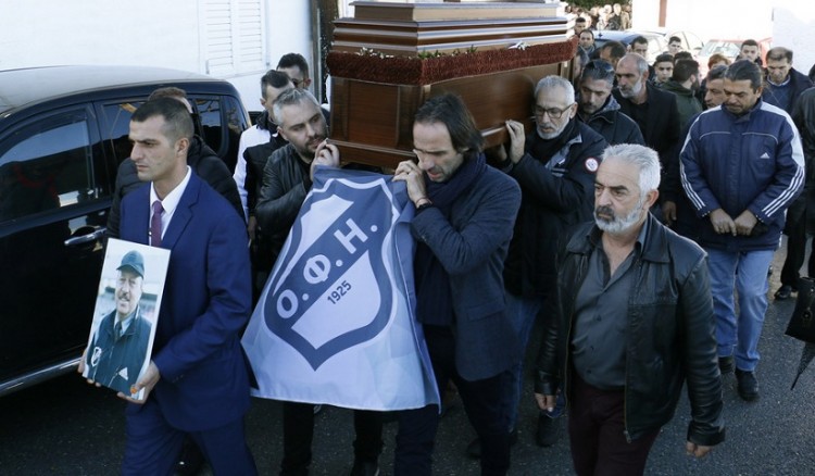 Έκλαψε η Κρήτη στην κηδεία του Ευγένιου Γκέραρντ