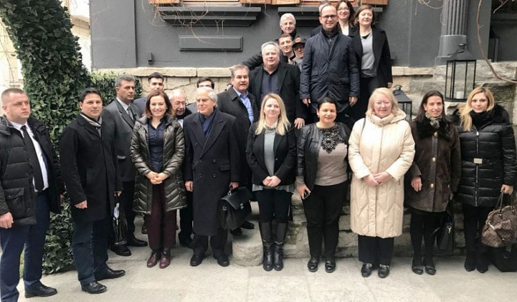 Κοτζιάς-Μπουσάτι: Ουσιαστική πρόοδος στην Κορυτσά