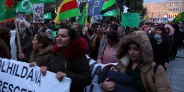 Αθήνα: Πορεία Κούρδων ενάντια στην τουρκική εισβολή στο Αφρίν