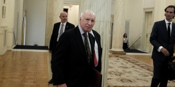 Νίμιτς: Δεν αρνείται η ελληνική πλευρά τη μακεδονική ταυτότητα του λαού της πΓΔΜ