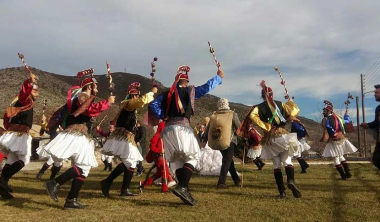 Μωμόγεροι και στο Μύλο των Ξωτικών, στα Τρίκαλα