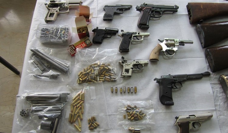 Eργαστήρια κατασκευής και συναρμολόγησης όπλων εντοπίστηκαν στην Πάτρα (φωτο, βίντεο)