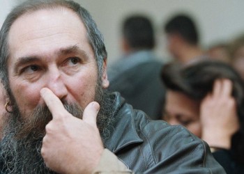 Πέθανε ο Τζίμης Πανούσης