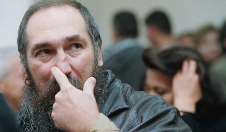 Πέθανε ο Τζίμης Πανούσης
