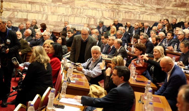 Εγκρίθηκε το πολυνομοσχέδιο από ΣΥΡΙΖΑ, ΑΝΕΛ