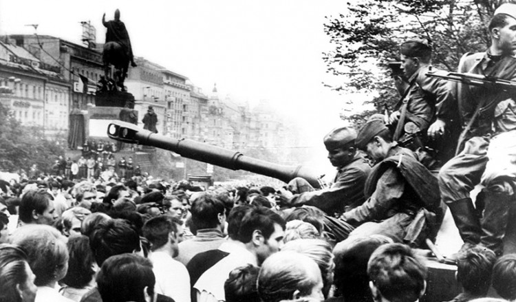 Kάπως έτσι ξεκίνησε το 1968, η σύντομη Άνοιξη της Πράγας...