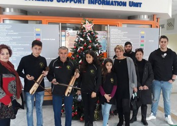 Ο ήχος της ποντιακής λύρας γλύκανε τον πόνο των ασθενών στο Νοσοκομείο Ρόδου