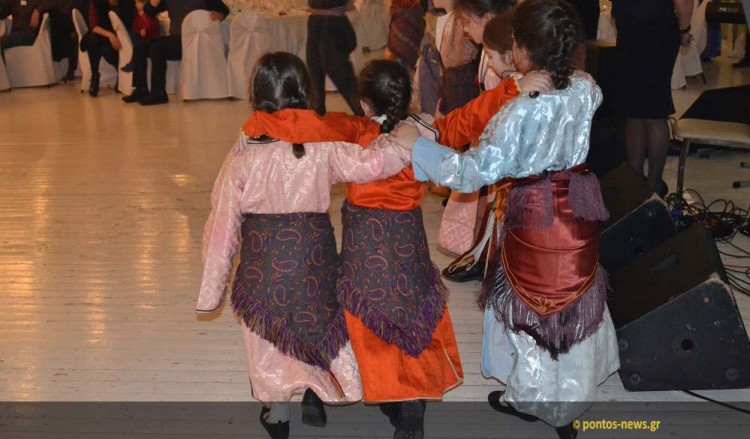 Πανέτοιμη η «Σινώπη» Νέας Ιωνίας για τον ετήσιο χορό της