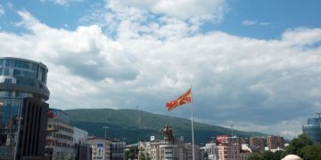 ΠΓΔΜ: Το 61% των πολιτών θέλει λύση στην ονομασία και ένταξη σε ΕΕ και NATO