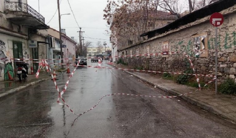 Αστυνομική επιχείρηση για την εκκένωση κατάληψης στον Βόλο