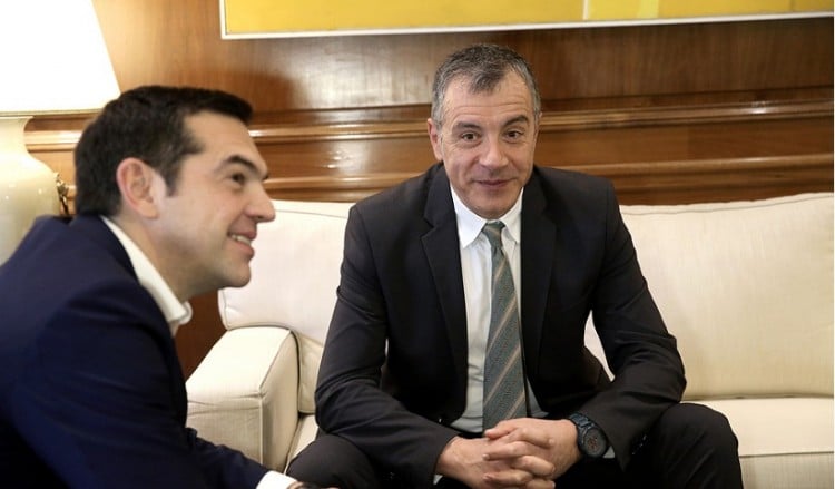 Στ. Θεοδωράκης: Σύνθετη ονομασία με λέξη αμετάφραστη στη σλαβική διάλεκτο έναντι όλων