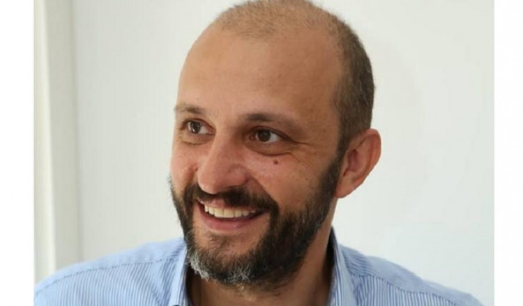 Πέθανε ο δημοσιογράφος Νίκος Τσίτσας