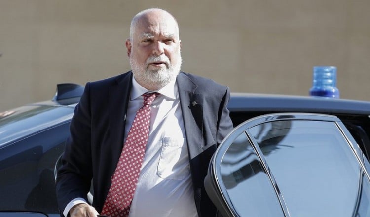 Βίζερ: Ελπίζω οι πολιτικοί σας να κάνουν το σωστό