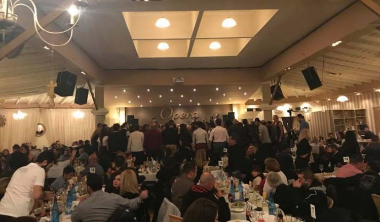 Καλωσόρισαν το νέο έτος με ένα ποντιακό γλέντι που άφησε εποχή (βίντεο)