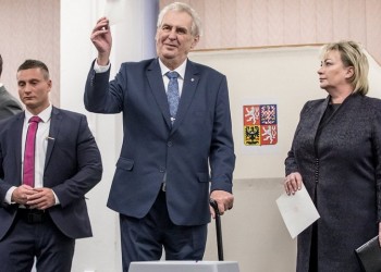 Τσεχία: Ο απερχόμενος πρόεδρος Ζέμαν κερδίζει τον πρώτο γύρο των εκλογών