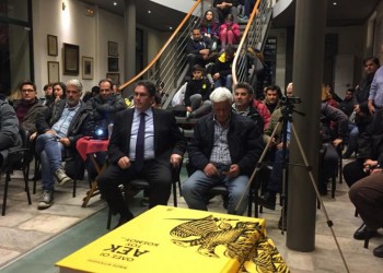 Σε κλίμα συγκίνησης η παρουσίαση του βιβλίου «Όλες οι ΑΕΚ του κόσμου» στη Νάξο