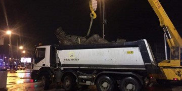 Απομακρύνονται από τα Σκόπια αγάλματα που παραπέμπουν σε αλυτρωτισμό