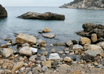 Σε ακτή του Εύξεινου Πόντου ξεβράστηκαν αρχαία!