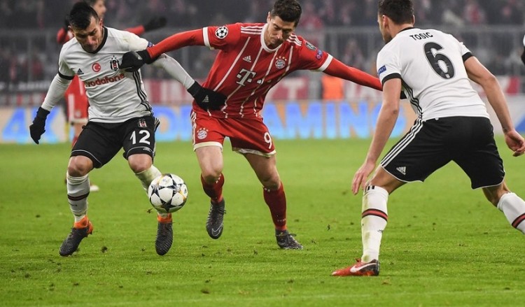 Champions League: Κλείδωσε πρόκριση η Μπάγερν, ισόπαλη η Μπαρτσελόνα με την Τσέλσι