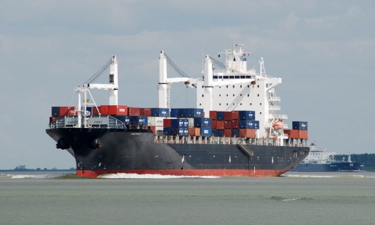 Ιταλοί βρήκαν 300 κιλά κοκαΐνη σε ελληνικό πλοίο στη Γένοβα