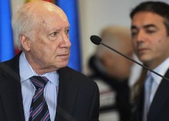 ΥΠΕΞ Σκοπίων: Κανείς δεν μπορεί να αγγίξει το δικαίωμά μας να είμαστε Μακεδόνες