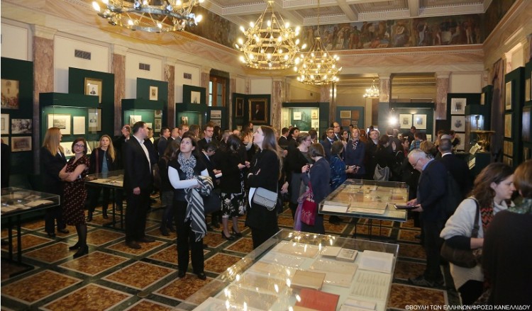 Στη Βουλή επιτετραμμένοι πρεσβειών στην Ελλάδα και μέλη του Athens Diplomatic Club