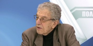 Πέθανε ο καθηγητής Βασίλης Φίλιας