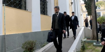 Σκάνδαλο Novartis: Στη διάθεση των δικαστικών Αρχών θέτει εαυτόν ο Φρουζής (βίντεο)