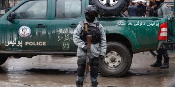 Αφγανιστάν: Επίθεση βομβιστή καμικάζι σε συνοικία με πρεσβείες στην Καμπούλ