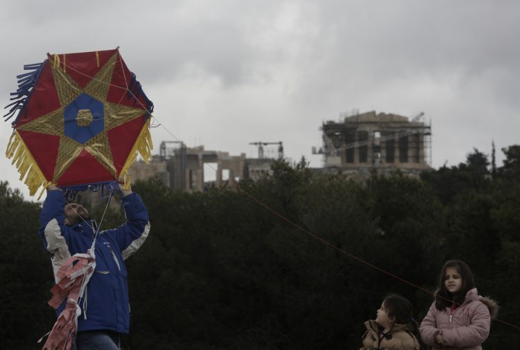 Ποια καταστήματα λειτουργούν την Καθαρά Δευτέρα
