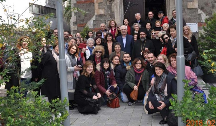 Οι Μικρασιάτες Λάρισας μαζί με τον δήμαρχό τους ταξίδεψαν στη Σμύρνη (φωτο)