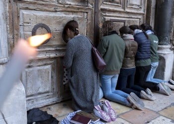 Το Ισραήλ πάγωσε τα μέτρα, ο Ναός της Αναστάσεως άνοιξε και πάλι