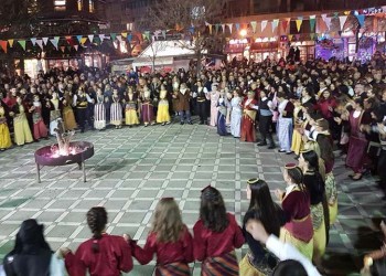 Λαοθάλασσα χορευτών στην πρώτη εκδήλωση των 14 ποντιακών συλλόγων Εορδαίας (βίντεο)