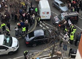 Συναγερμός για βόμβα στη Βασιλική Όπερα του Λονδίνου
