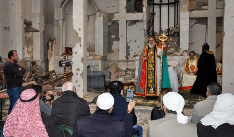 Συρία: Λειτουργία στην κατεστραμμένη εκκλησία της Παναγίας στη Ντέιρ αλ Ζορ