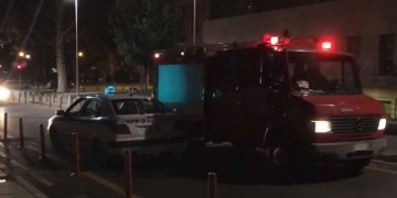 Θεσσαλονίκη: Εμπρηστική επίθεση σε γραφείο του Υπουργείου Άμυνας (φωτο)