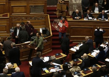 Σκάνδαλο Novartis: Προανακριτική και για τους 10 πολιτικούς που φέρονται να εμπλέκονται