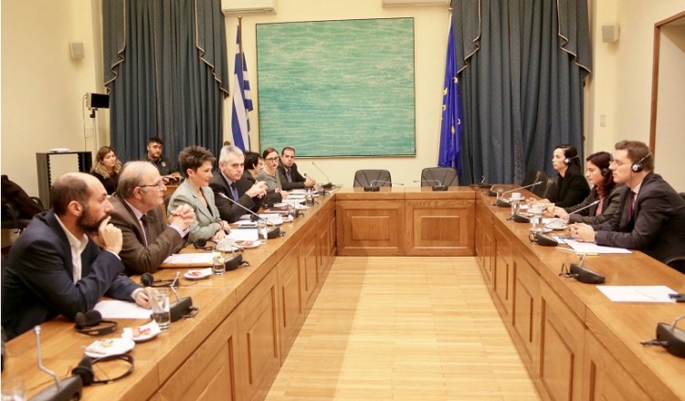 Χαρακόπουλος: Τα Σκόπια να εγκαταλείψουν την παραχάραξη της ιστορίας