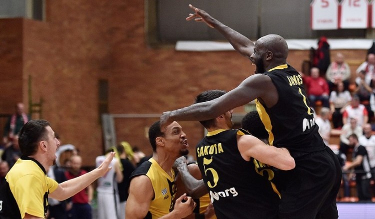 Basketball Champions League: Προκρίθηκε η ΑΕΚ, δεν τα κατάφερε ο ΠΑΟΚ στη Σμύρνη