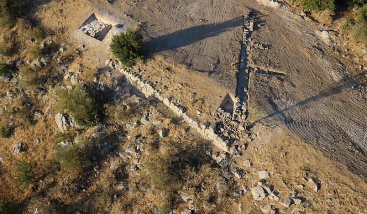 Γιγαντιαίος προ-μυκηναϊκός οικισμός αποκαλύφθηκε σε ανασκαφές στη βόρεια Κωπαΐδα (φωτο)