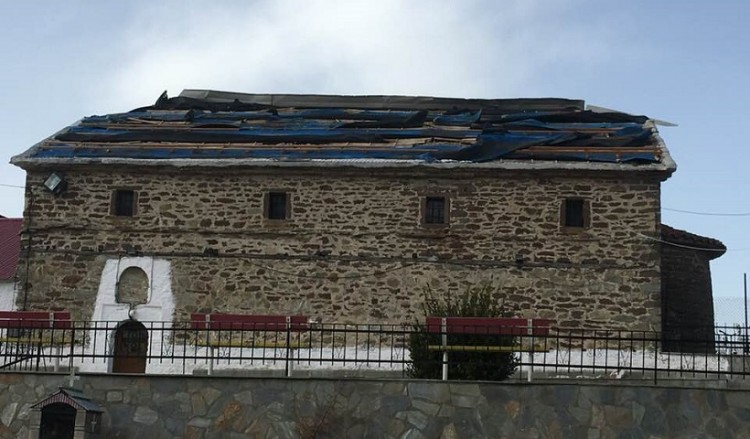 Γρεβενά: Καταστροφές από τους ισχυρούς ανέμους