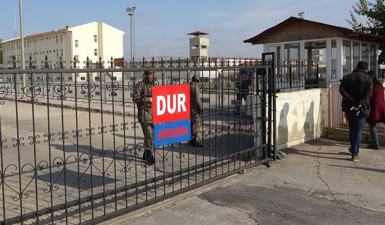 Στην Αδριανούπολη και πάλι οι γονείς των δύο στρατιωτικών
